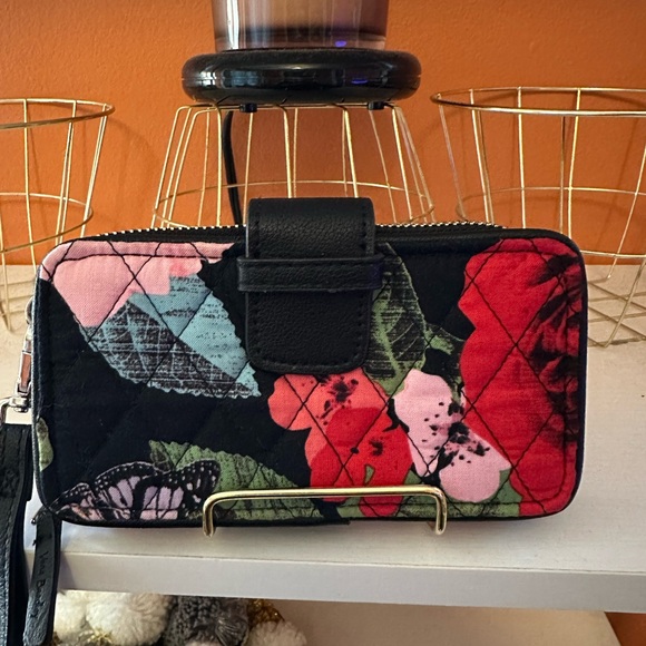 Vera Bradley Handbags - VERA BRADLEY Havana Rose Quilted Wristlet Wallet (NWOT)